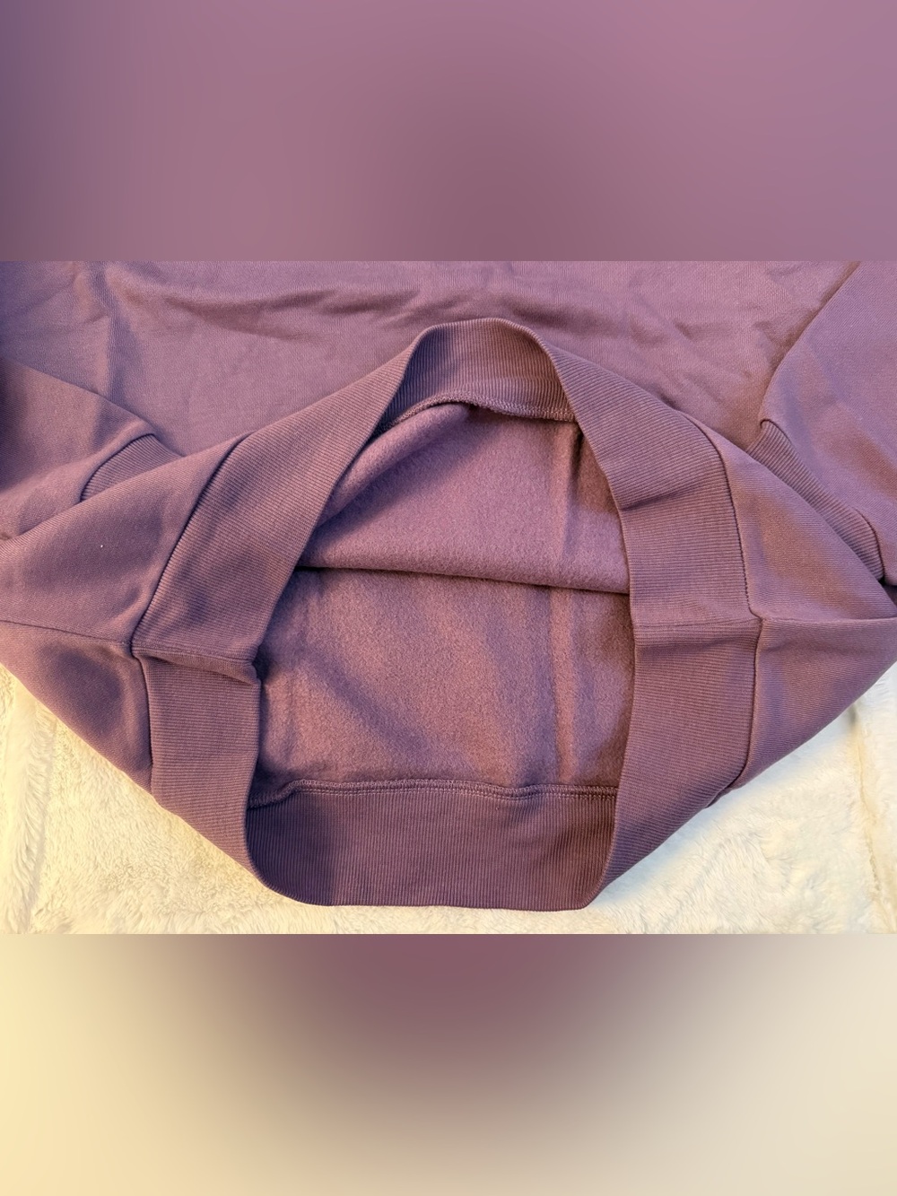 Alo Accolade Crewneck Pullover Sweatshirt in Plum Kiss Size Large NWT - Picture 4 of 6
